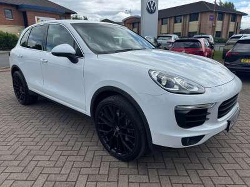 PORSCHE CAYENNE 3.0 TD V6