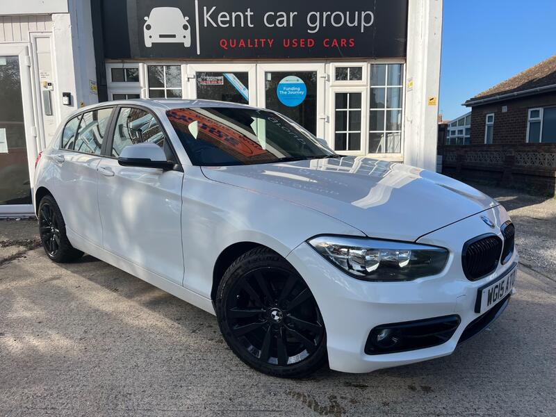BMW 1 SERIES 2.0 120d Sport 5-Door